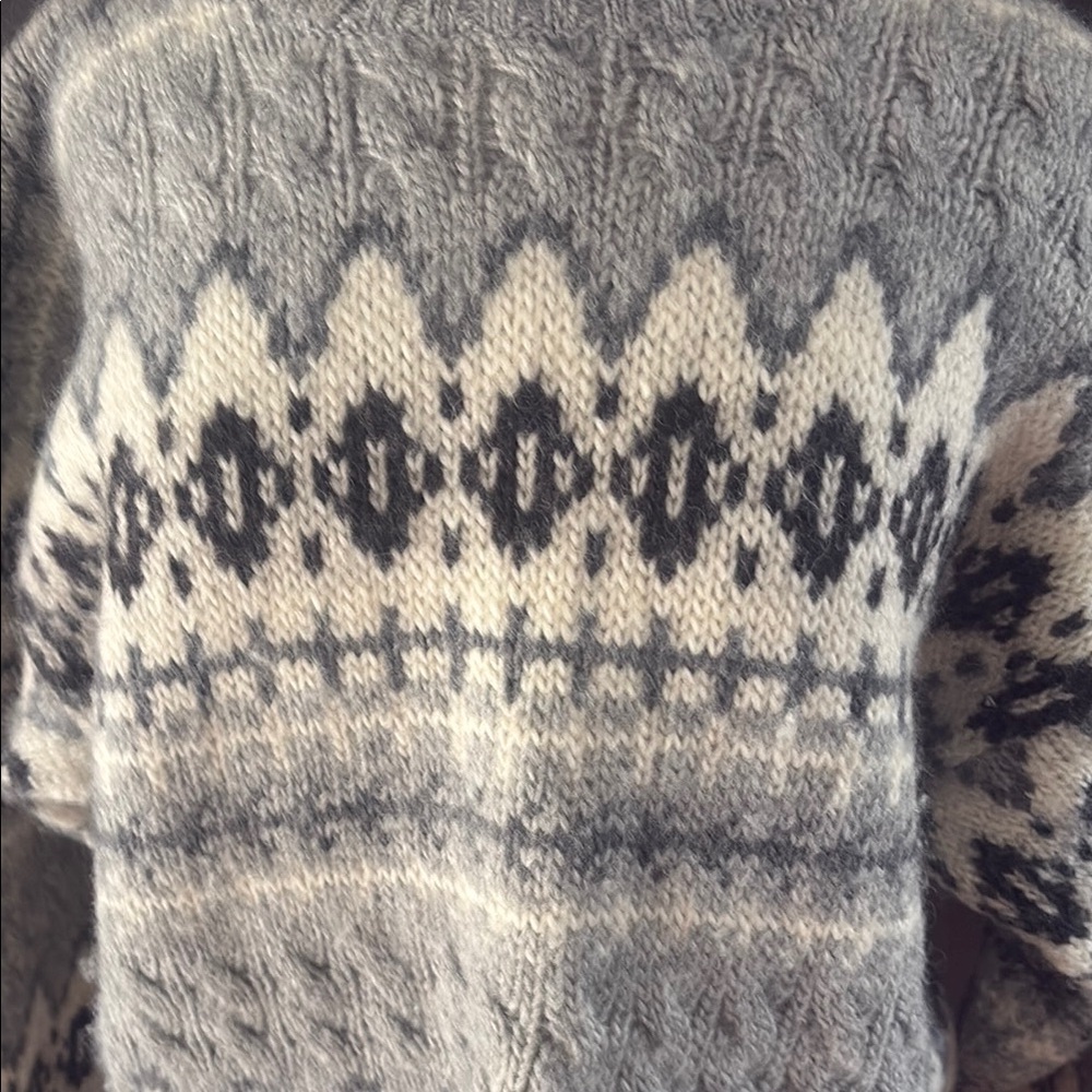 Eddie Bauer-Wool Crewneck Sweater - Gray - Picture 4 of 6